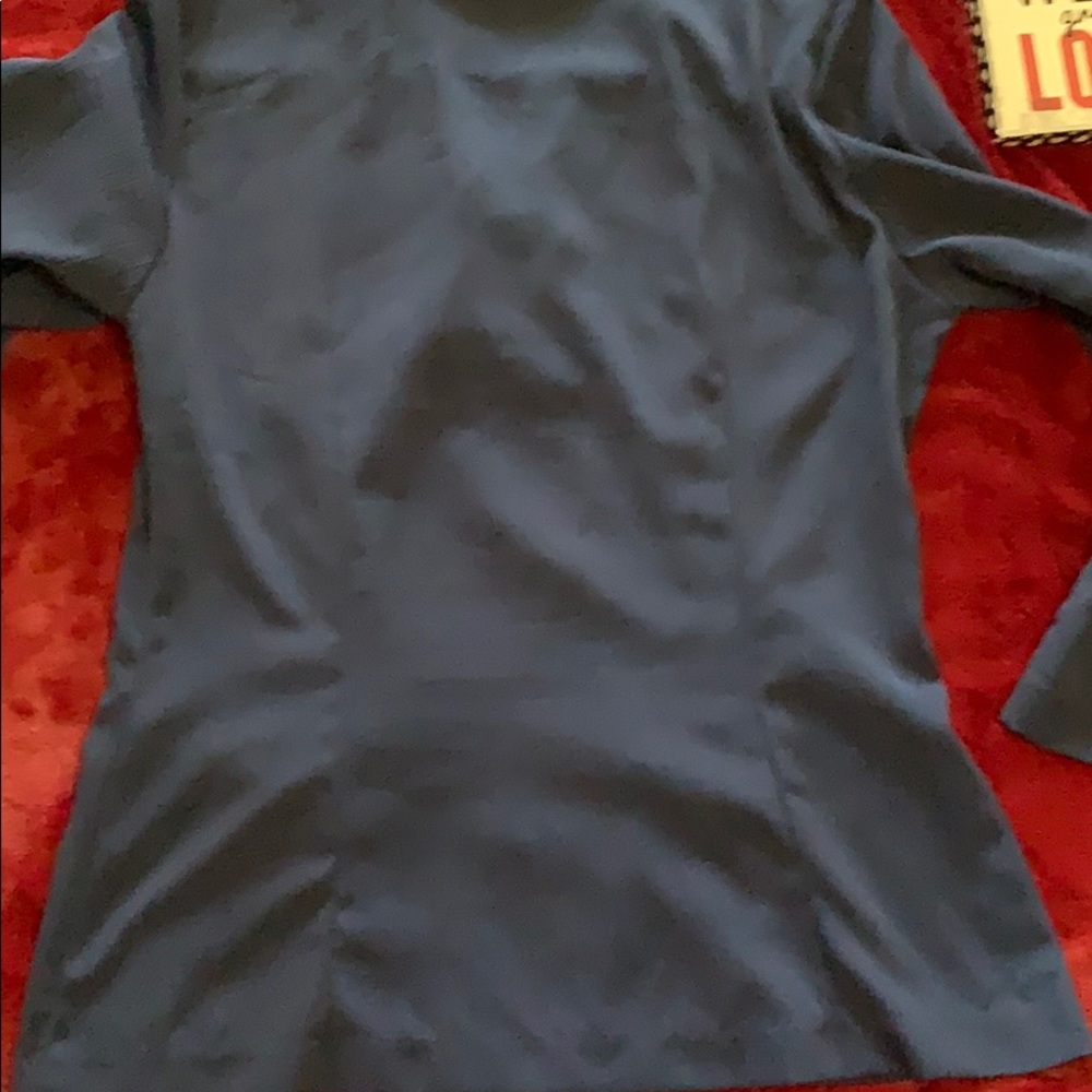 Suit - Picture 5 of 6